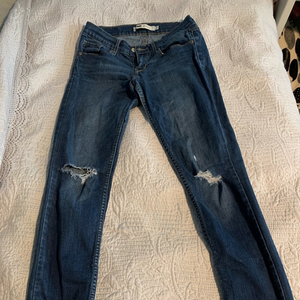 Levi mid rise skinny jean
